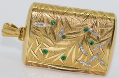 Pendant Snuff Box 18 Karat Gold with Emeralds and Diamonds, by Heinz Wipperfeld