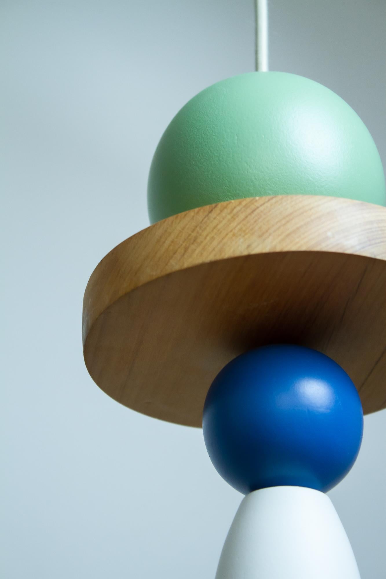 Pendentif Trem das Cores 8 - Design brésilien en bois en vente 4