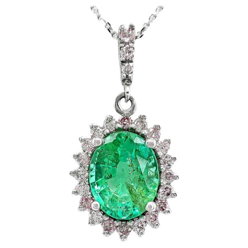 Pendant with 1.82ct emerald and pink diamonds For Sale