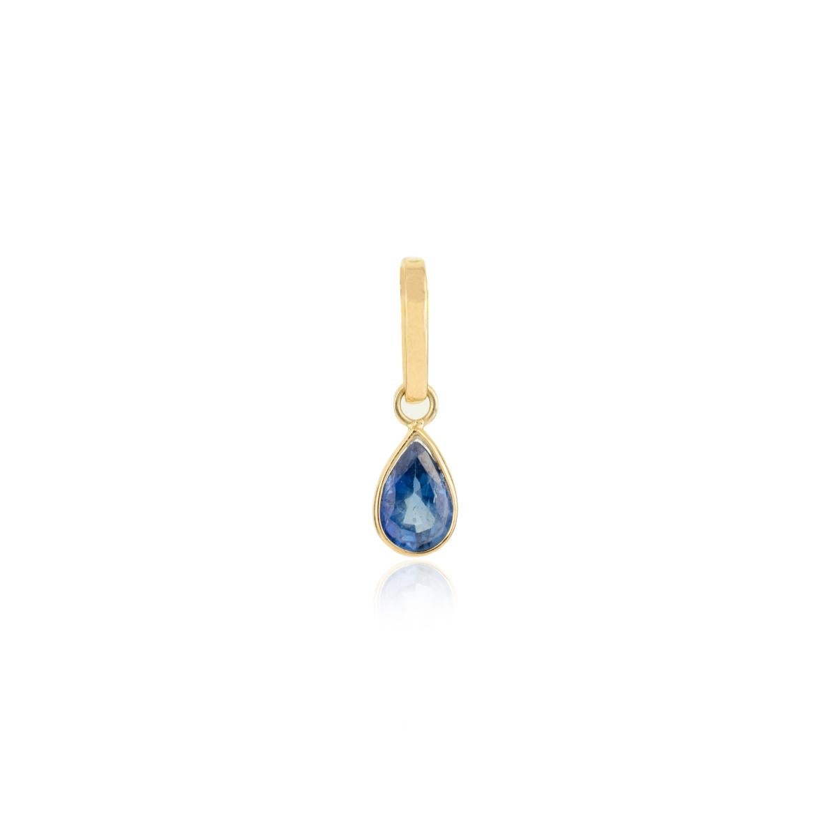 Moderno Ciondolo con zaffiro blu certificato con taglio a pera e oro giallo 14k per uso quotidiano in vendita