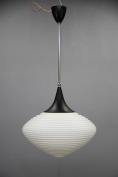 Pendentif à hauteur réglable par Kamenicky Senov, années 1960