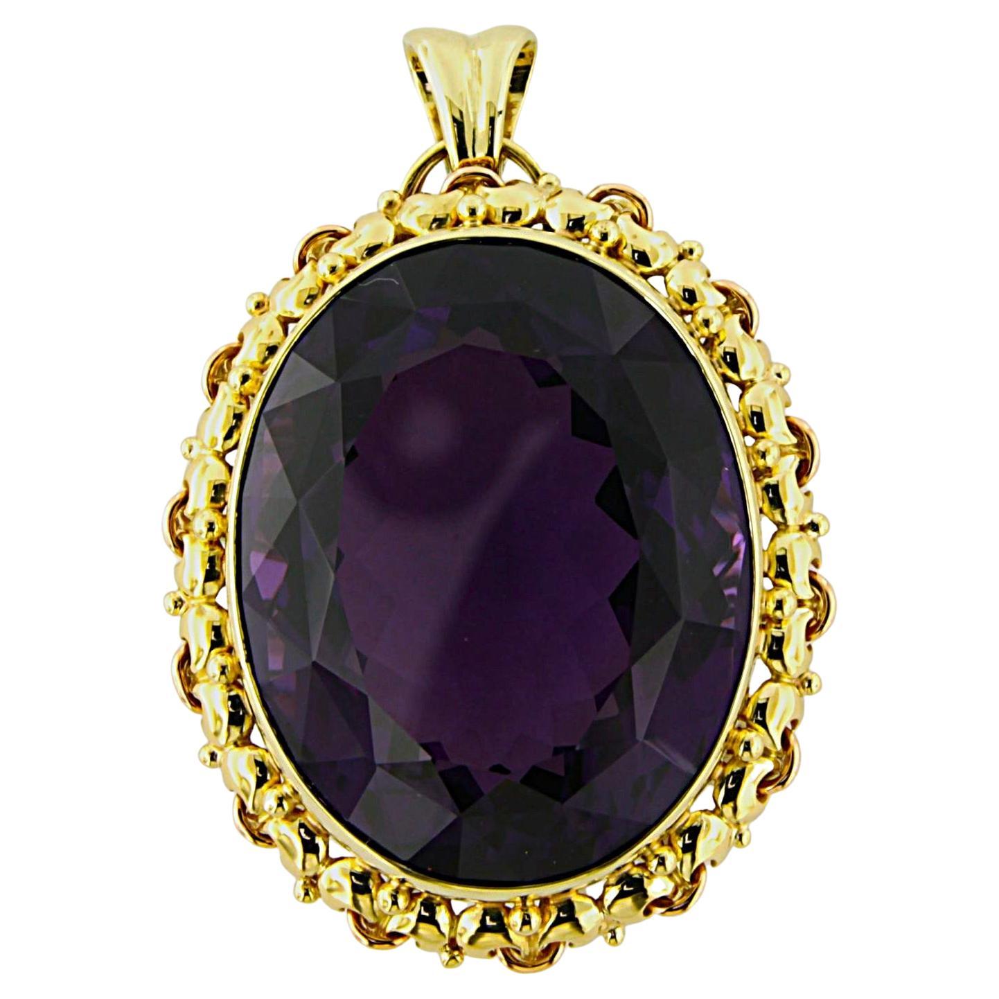 Pendentif avec améthyste jusqu'à 54.00ct or jaune 14k 31.1 grammes en vente