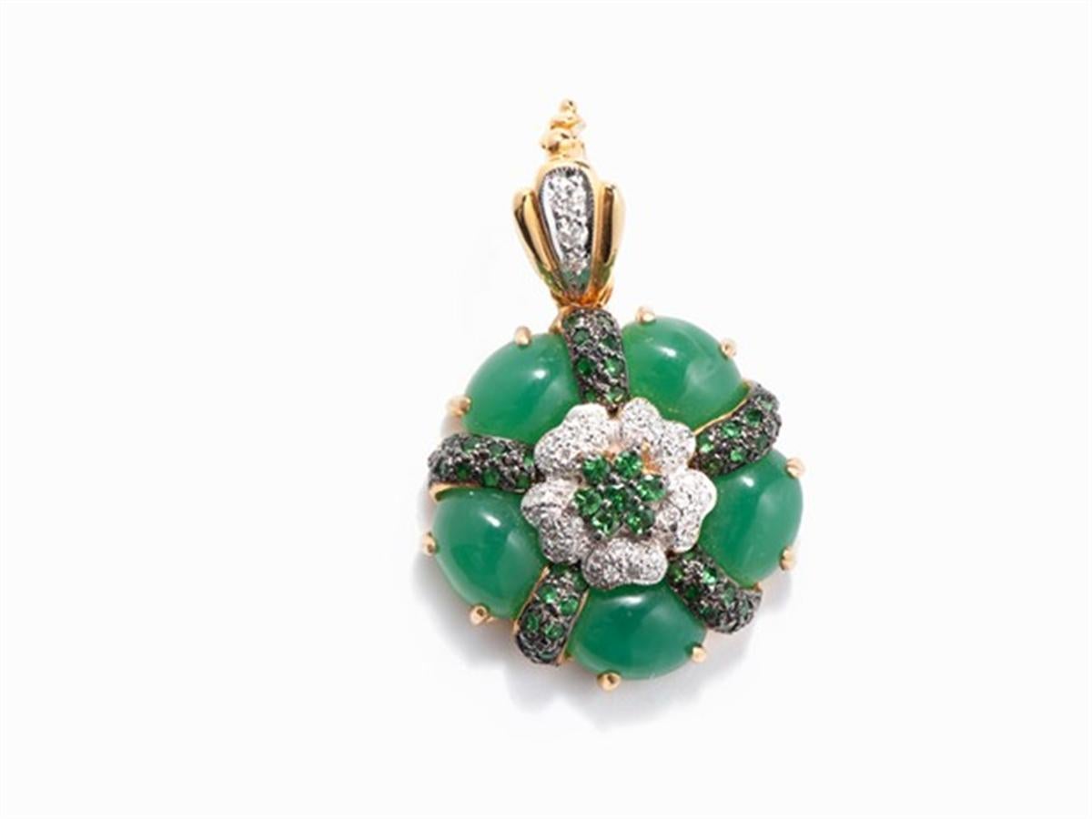 Women's Pendant with Chrysophrase and Diamonds, 18 Karat Gold Tsavorites For Sale