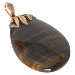Pendant with hard stone and 18K Gold