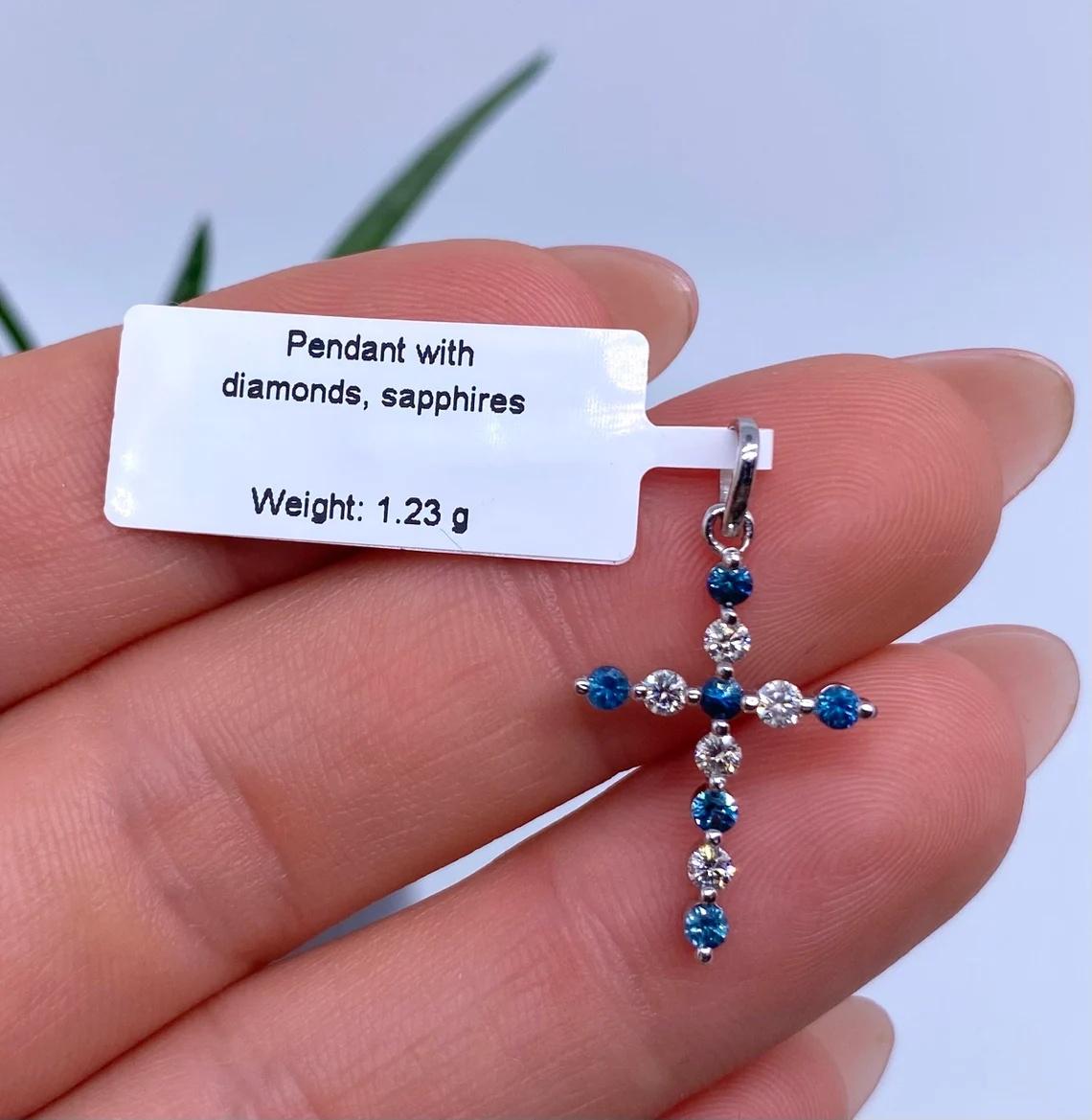 Pendant with Natural Blue Sapphire and Diamonds, 14 Karat White Gold, 585 In New Condition For Sale In Daugavpils, LV