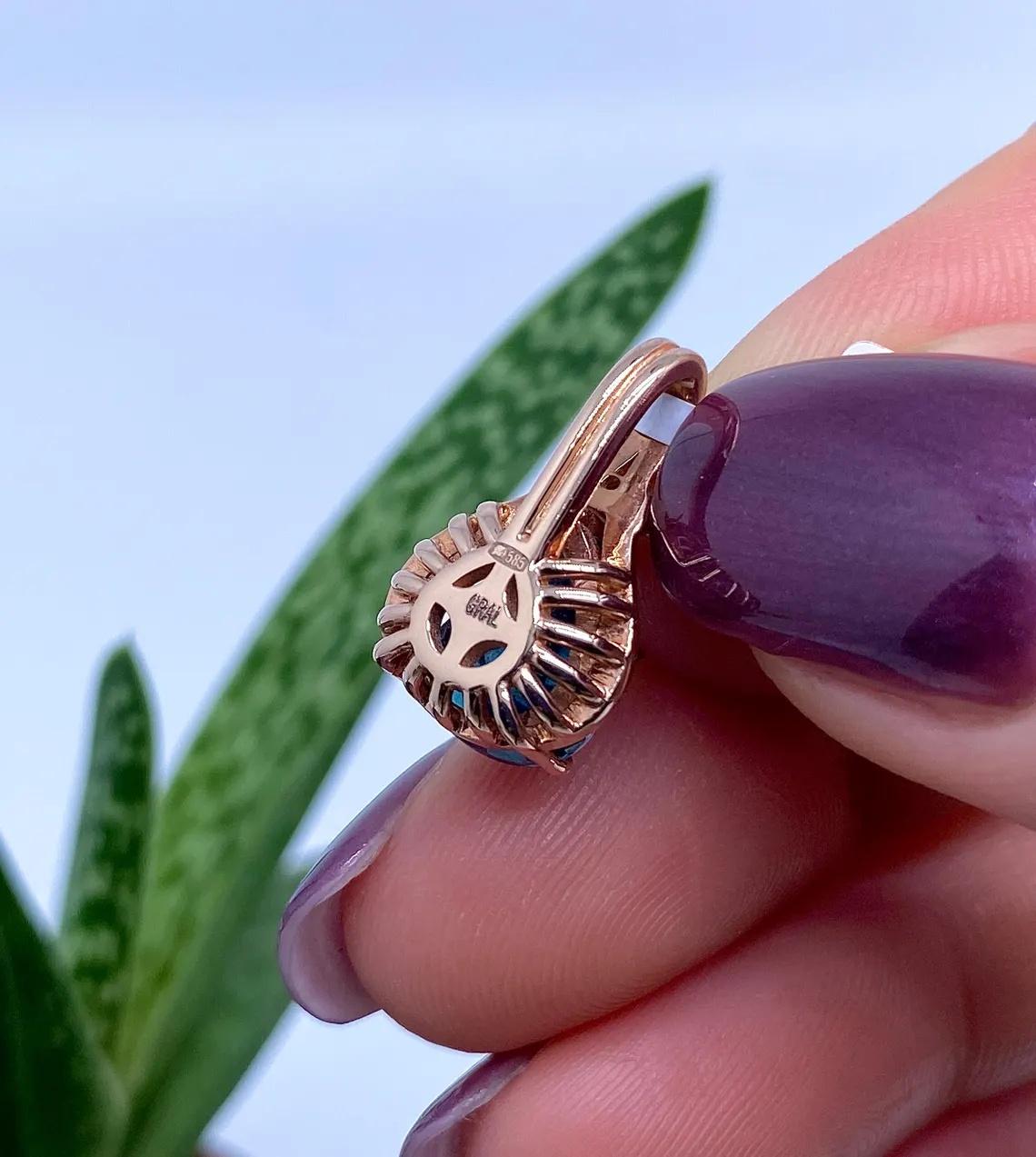 Pendant with Natural Cambodian Deep Blue Zircon 14K Rose Gold and Diamonds! For Sale 1