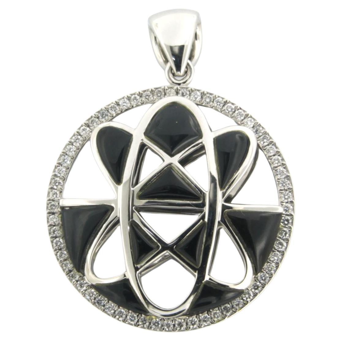 Pendant with onyx and brilliant cut diamond up to 1.00ct 18k white gold