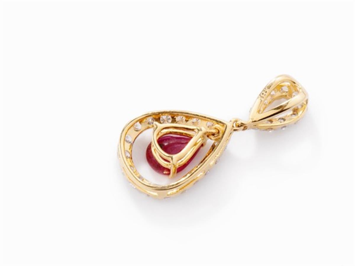 Description of the
- 18 carat yellow gold
- Germany, 20th century
- hallmarked at the version with the fineness 