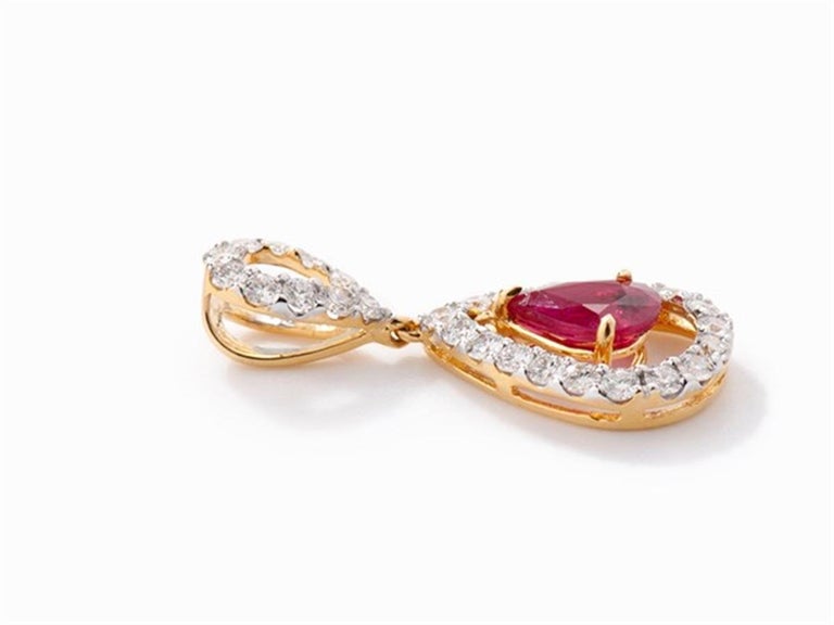 Brilliant Cut Pendant with Ruby Drop and Diamond, 18 Karat Yellow Gold For Sale