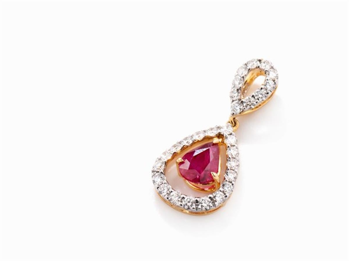 Pendant with Ruby Drop and Diamond, 18 Karat Yellow Gold In New Condition In Bad Kissingen, DE