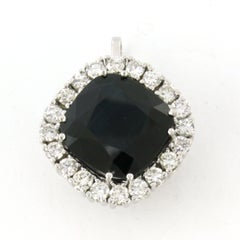 Pendant with sapphire up to 9.00ct and brilliant cut diamonds 1.60ct 14k gold