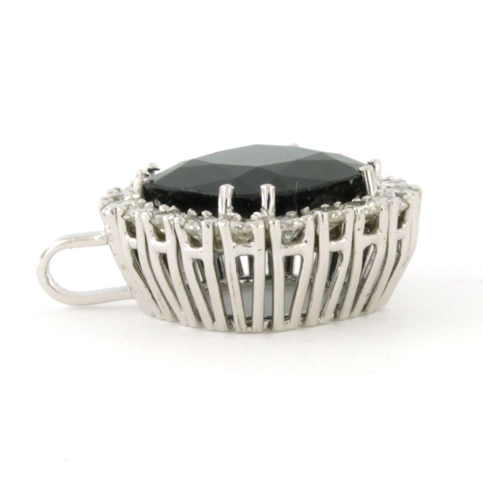 Moderne Pendentif avec saphir jusqu'à 9.00ct et diamants taille brillant 1.60ct or 14k en vente