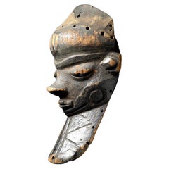 Antique Pende mask 