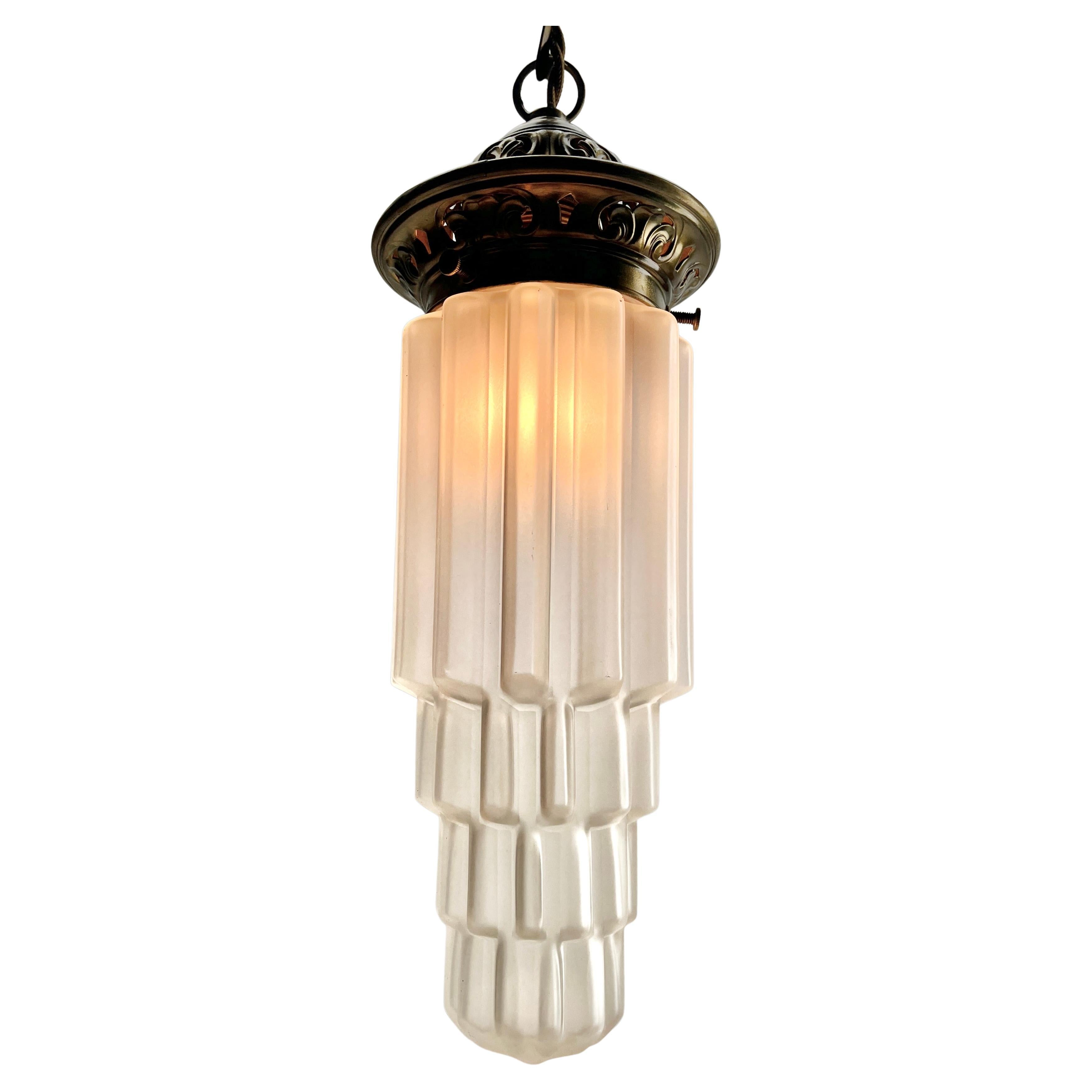 Pendent Chandelier Attributed to Scailmont Belgium, 1920s For Sale 1