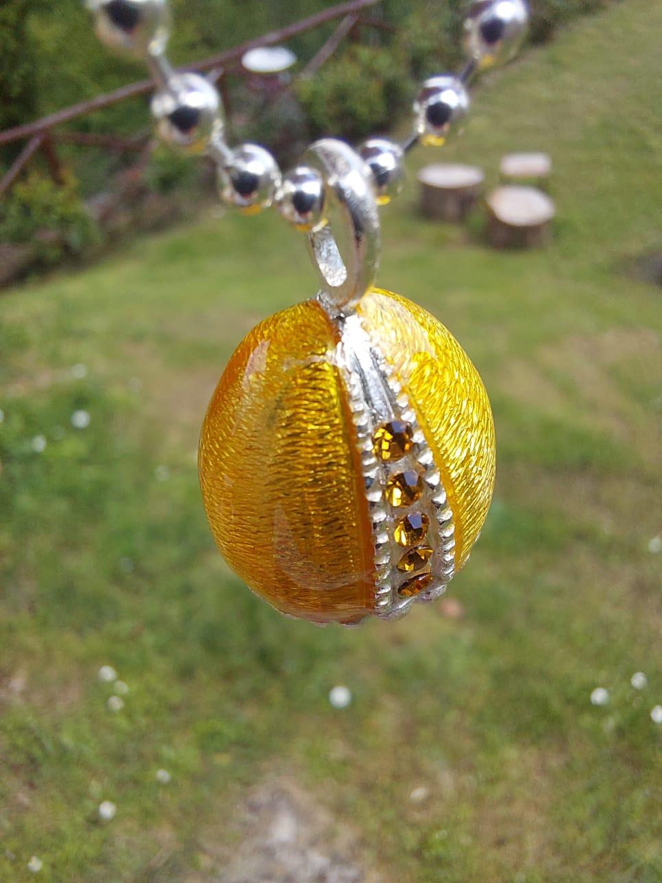 Pendentif de style Fabergé, en argent, en argent sterling,  Cadeau de luxe, fait à la main, Italie Unisexe en vente