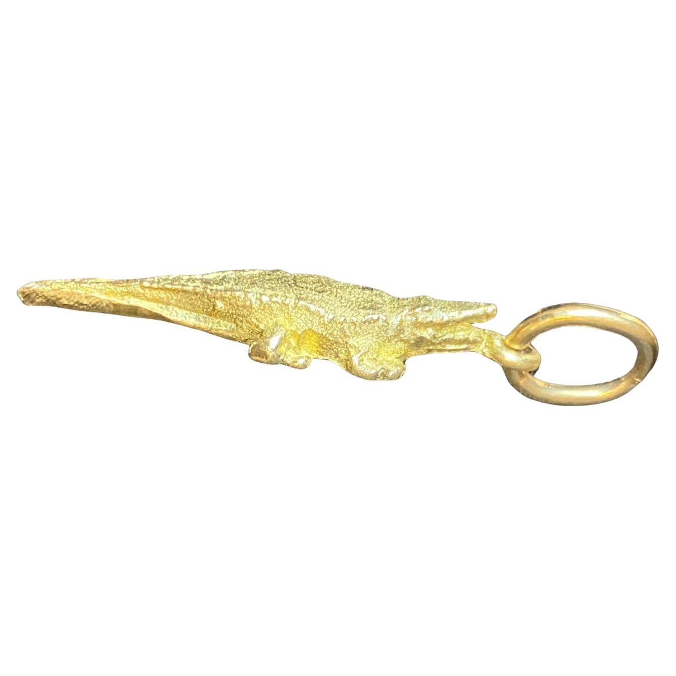 Animalier Pendant in 18kt Gold Sacred Animal "Crocodile"