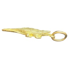 Pendente Animalier in oro 18kt Animale Sacro "Coccodrillo"