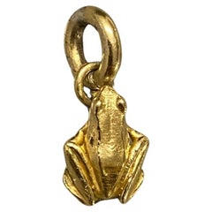 Pendente Animalier in oro 18kt Animale Sacro "Rana"