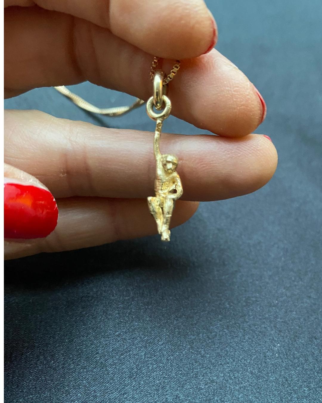 Animalier Pendant in 18kt Gold Sacred Animal 