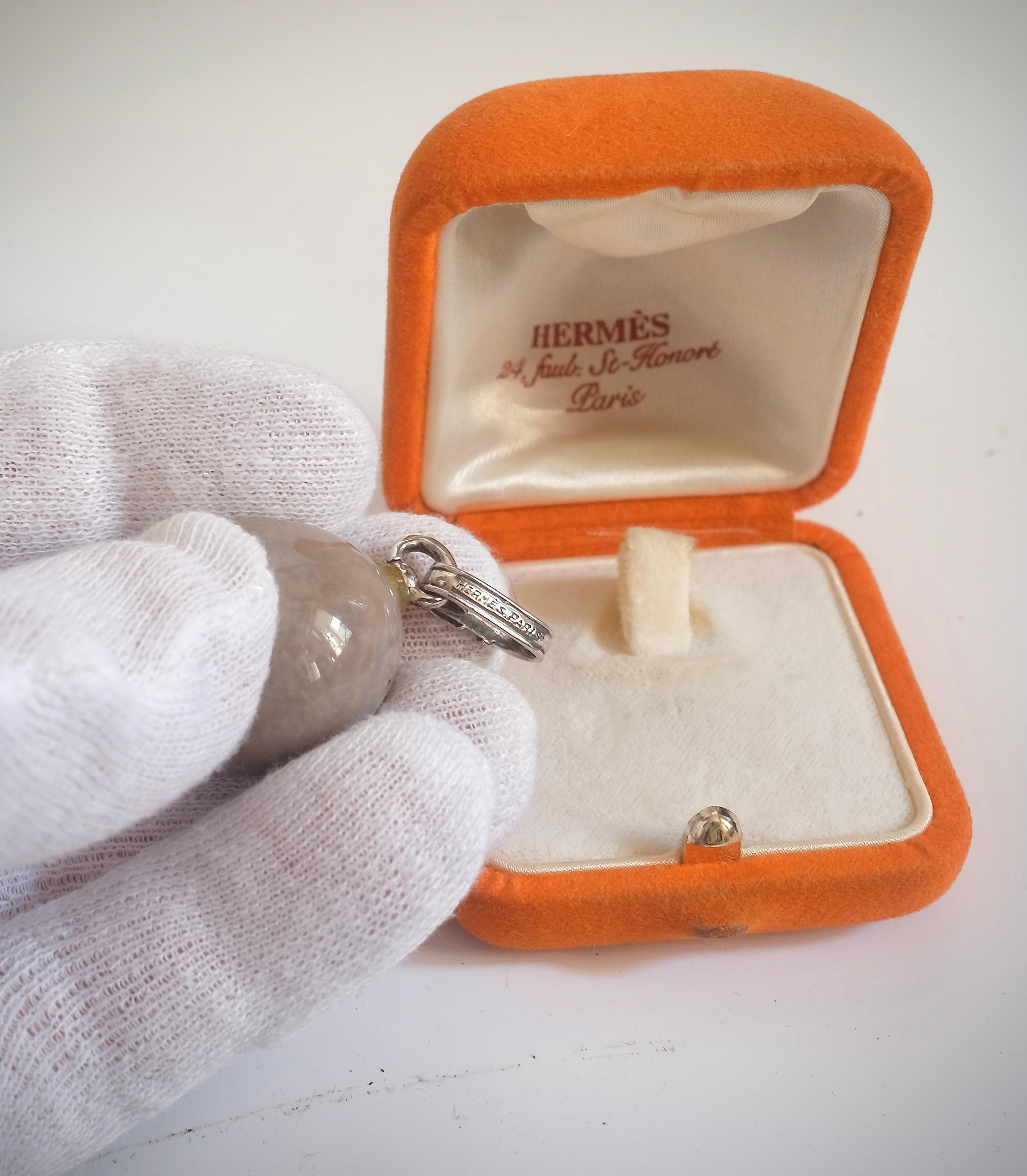 Hermès pendant For Sale 2
