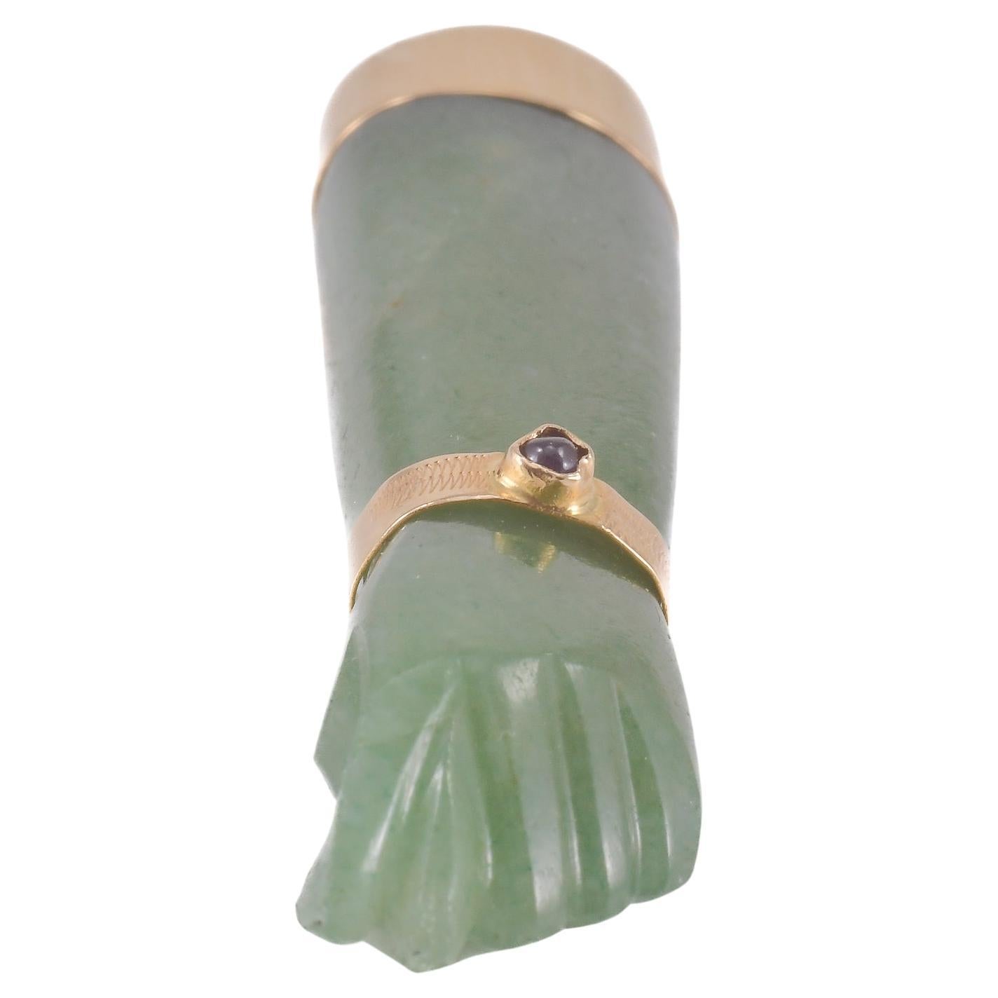 Rose gold and Avventurine Quartz pendant in the shape of Manu Fica For Sale
