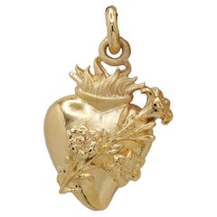 18kt Gold Sacred Heart Pendant