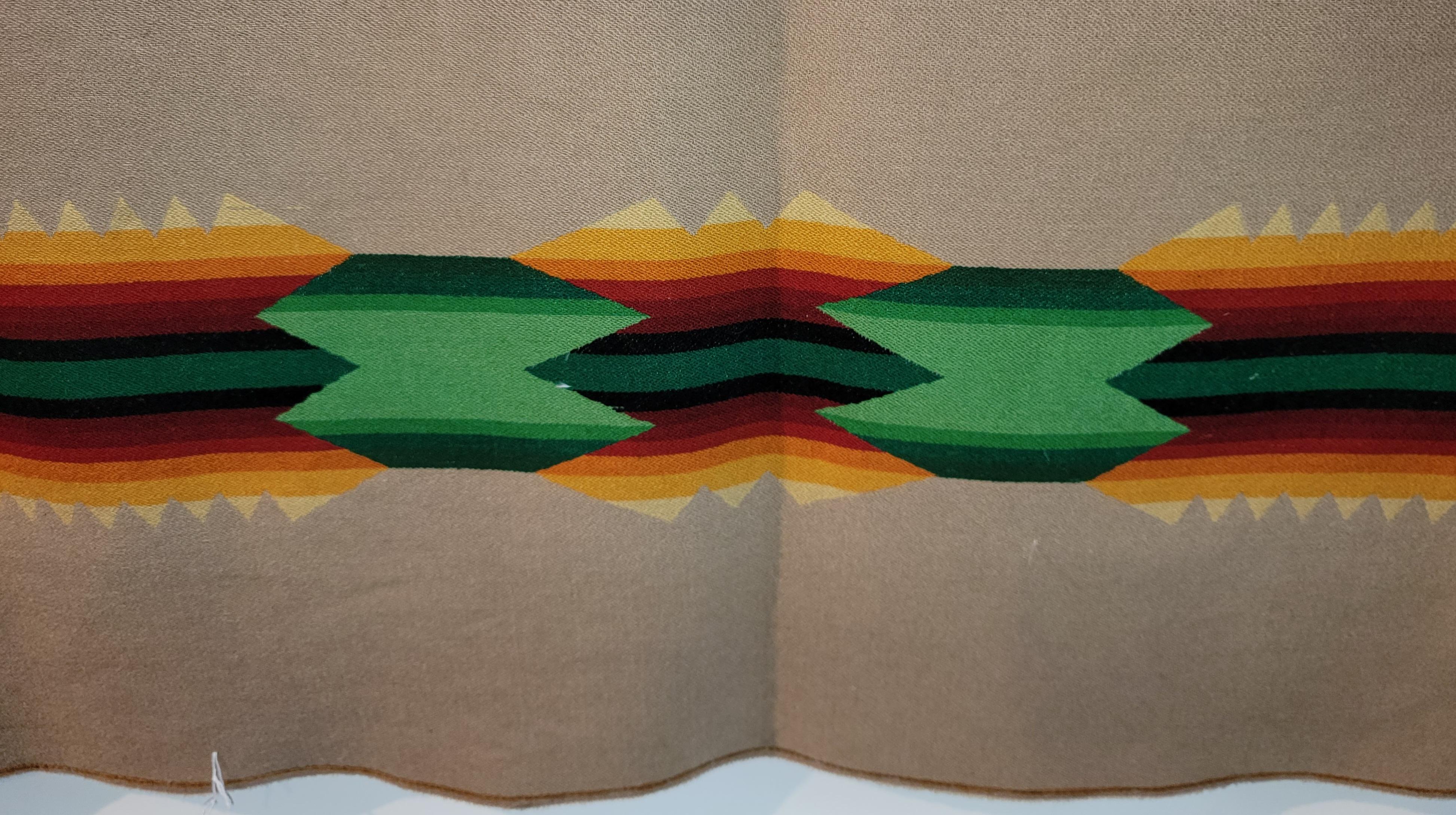 Pendleton Blanket Cayuse Masonic In Good Condition For Sale In Los Angeles, CA