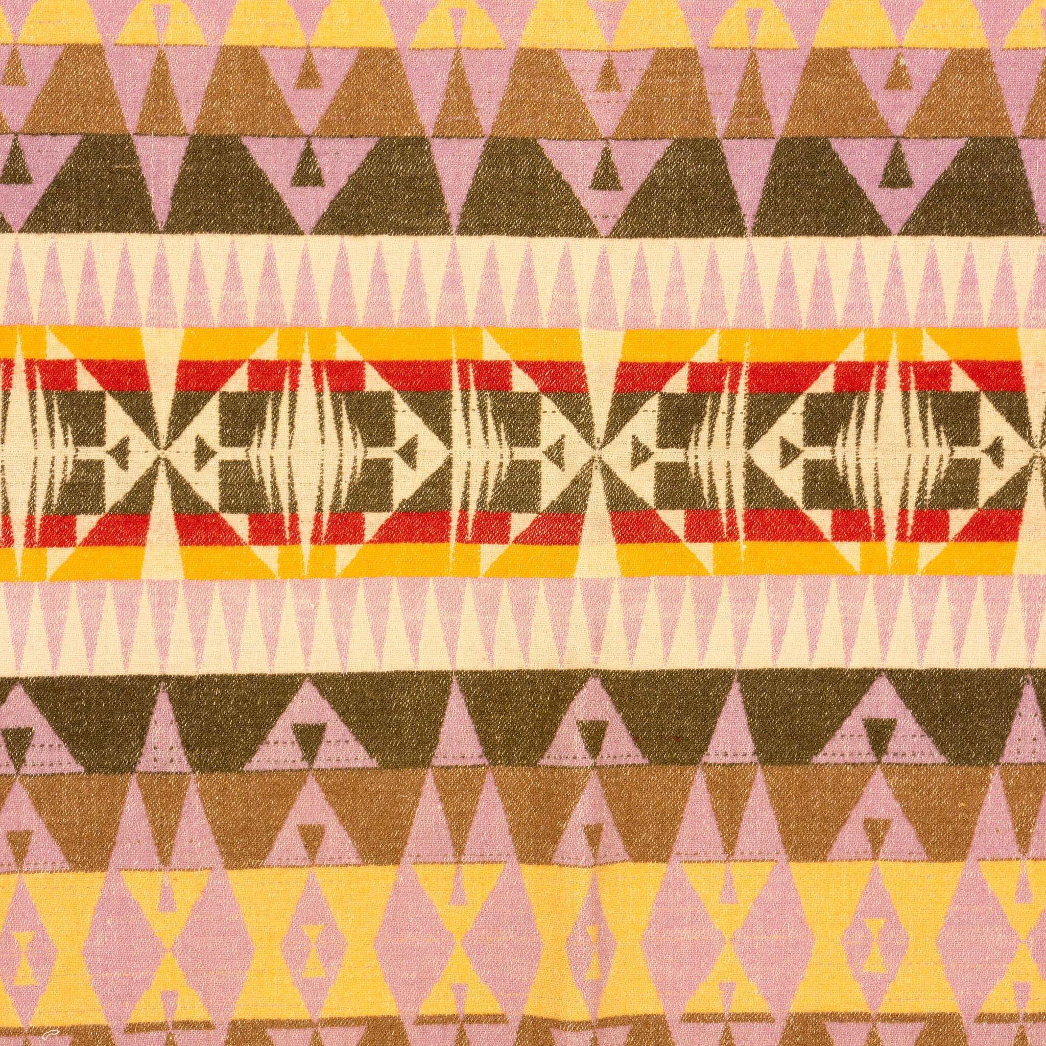 20th Century Pendleton Cayuse Wool Blanket For Sale