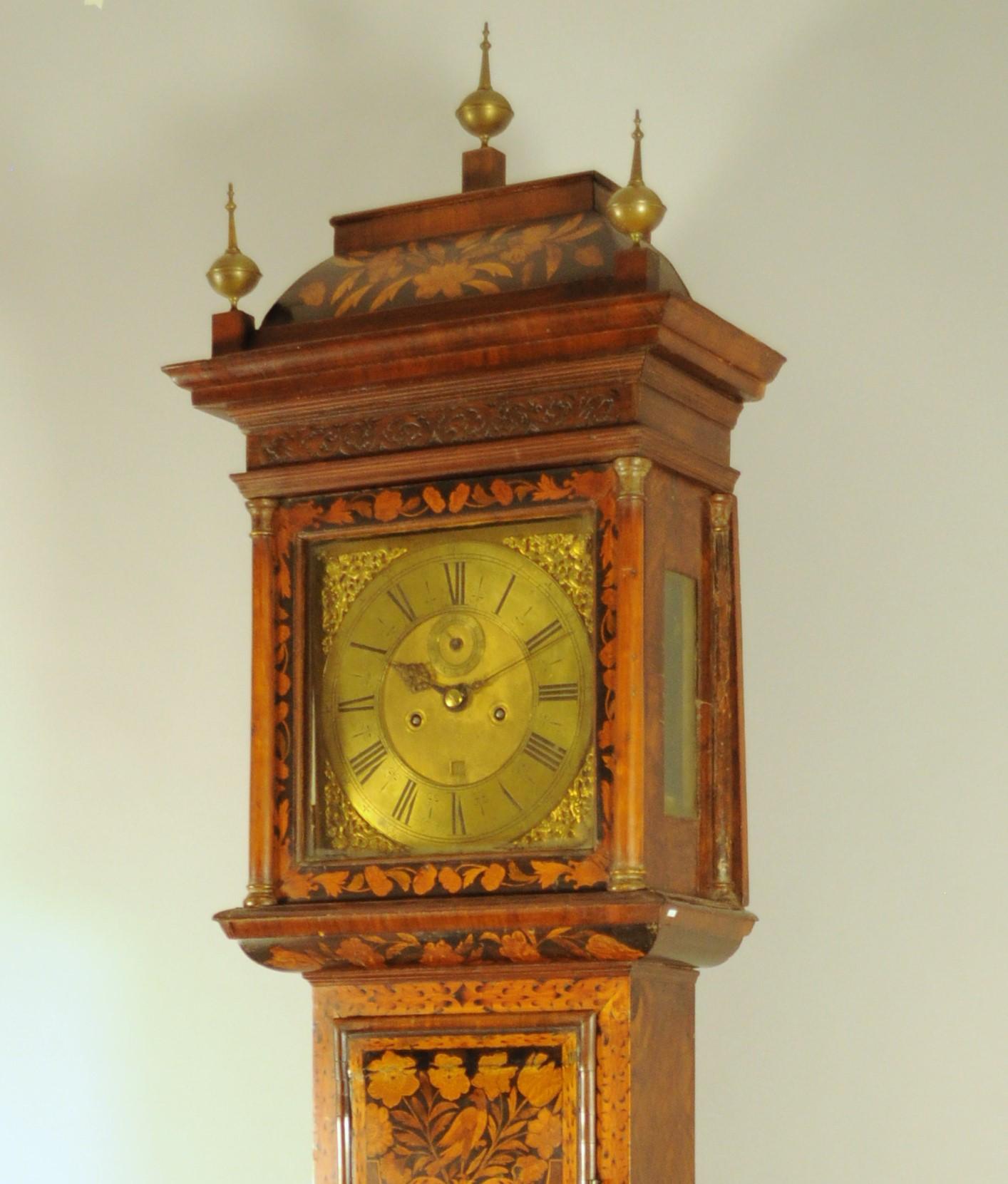 Gilt English column clock hour and half-hour chime. FABIAN ROBIN London. 18th 18th Century For Sale