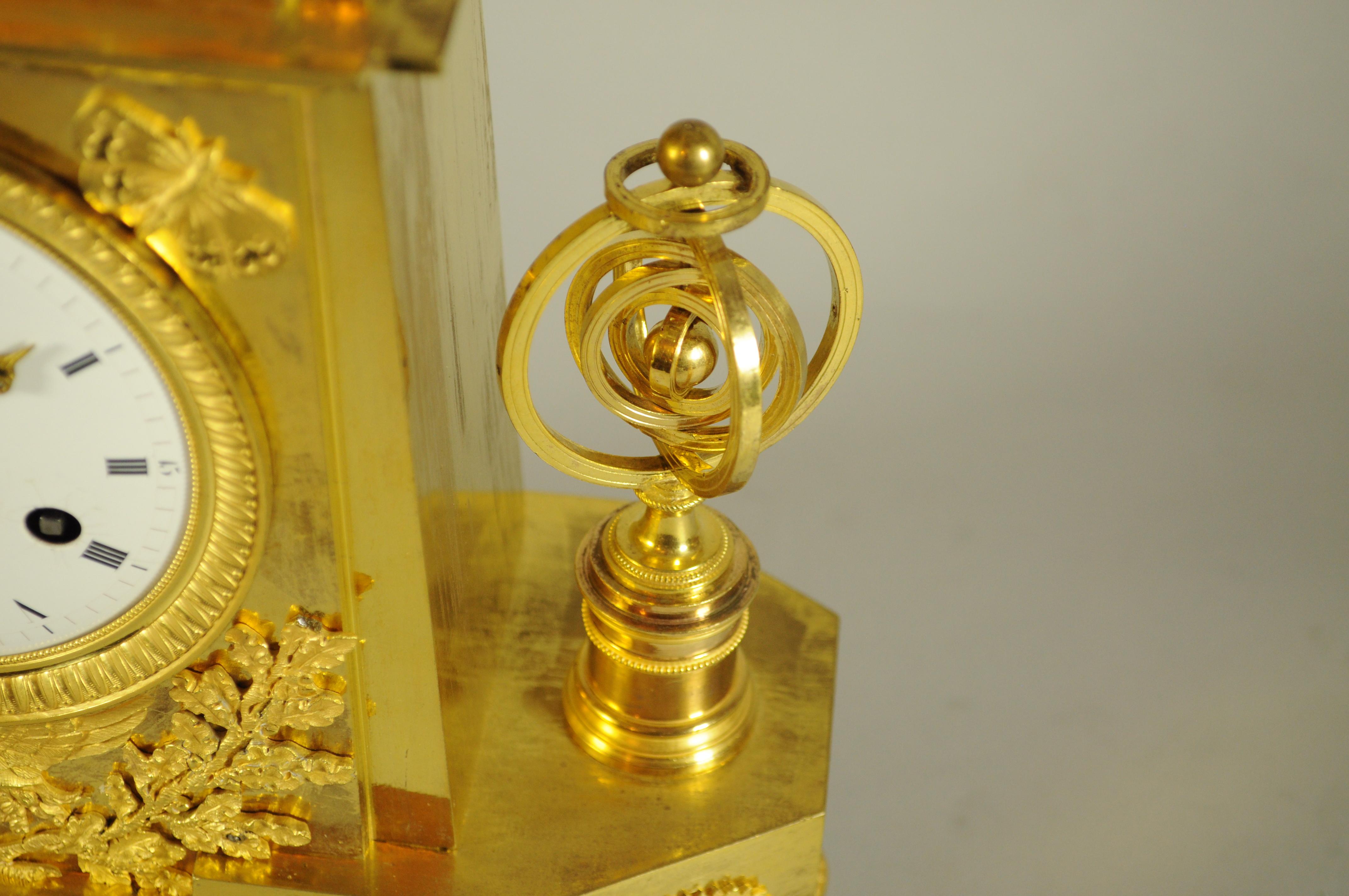 19th Century French gilt bronze pendulum allegory Astronomy, astrolabe ormolu. Empire. For Sale