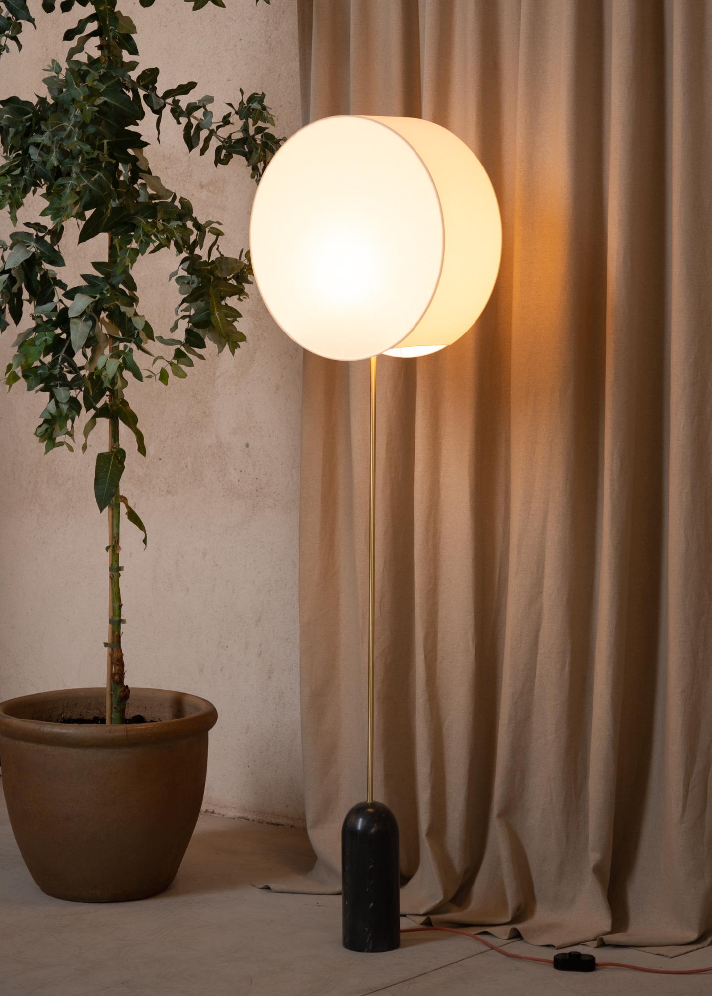 Spanish Pendolo Black Marble Floor Lamp by Simone & Marcel For Sale