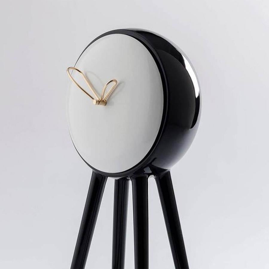 Schwarze Pendule-Uhr (Glasiert) im Angebot