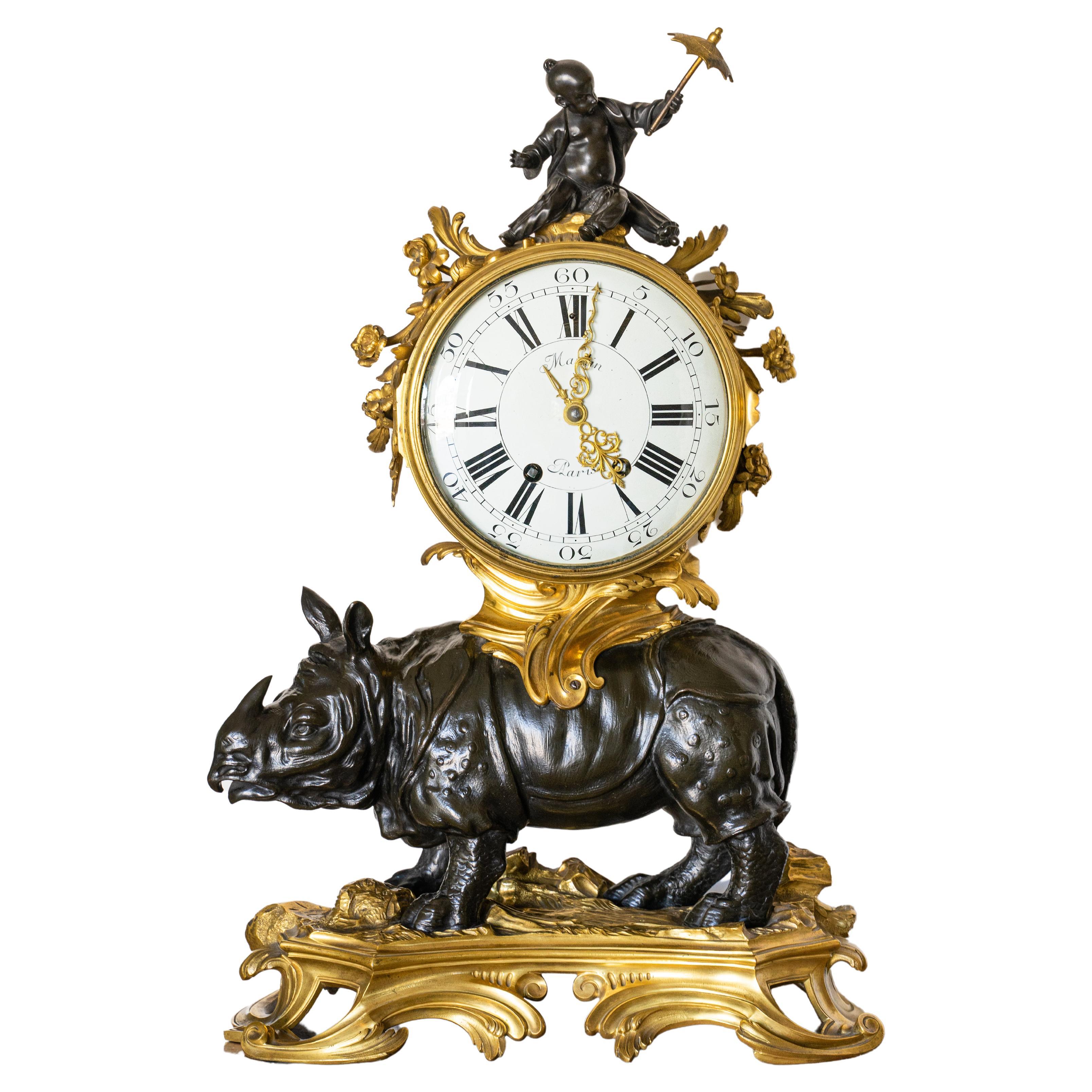 Pendule Au Rhinoceros De Style Louis XV Xixeme Siecle en vente