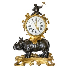 Pendulum Au Rhinoceros De Style Louis XV Xixeme Siecle