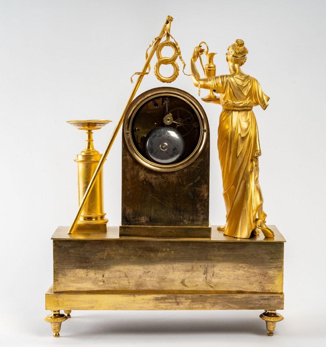 Pendulum aus vergoldeter Bronze – Allegorie der Göttin Hera – Restaurierung im Angebot 4