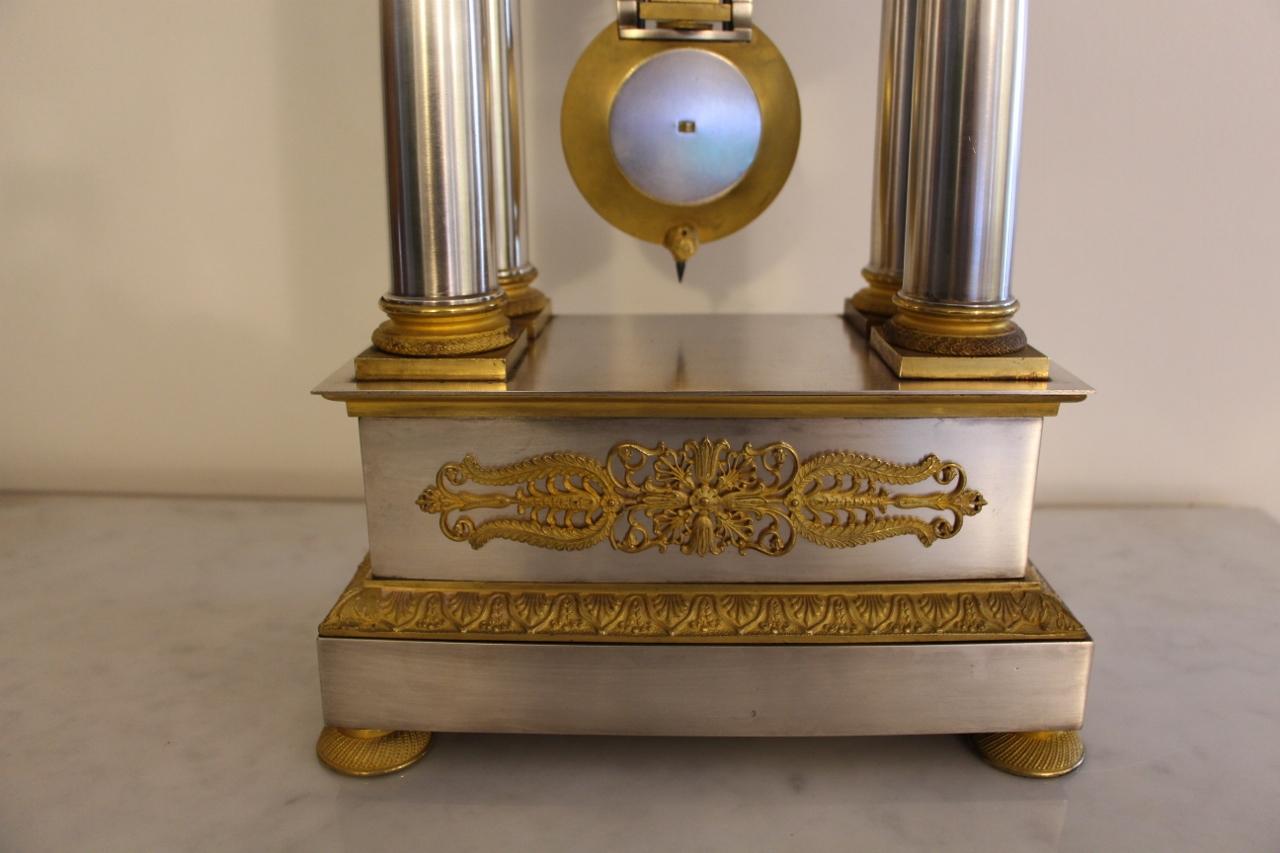 Drapeau de la période Empire en argent sterling et bronze doré Bon état - En vente à charmes, FR