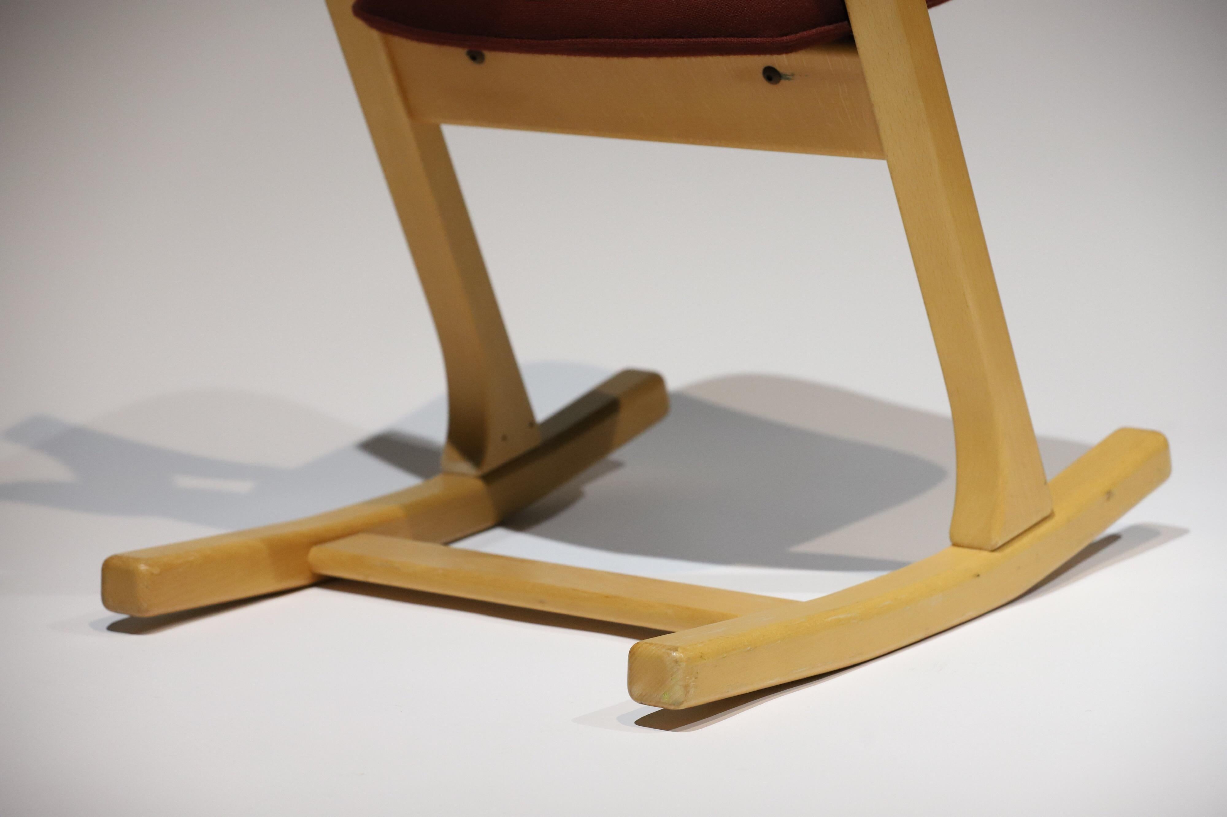 Pendulum Rocking Chair by Peter Opsvik 1