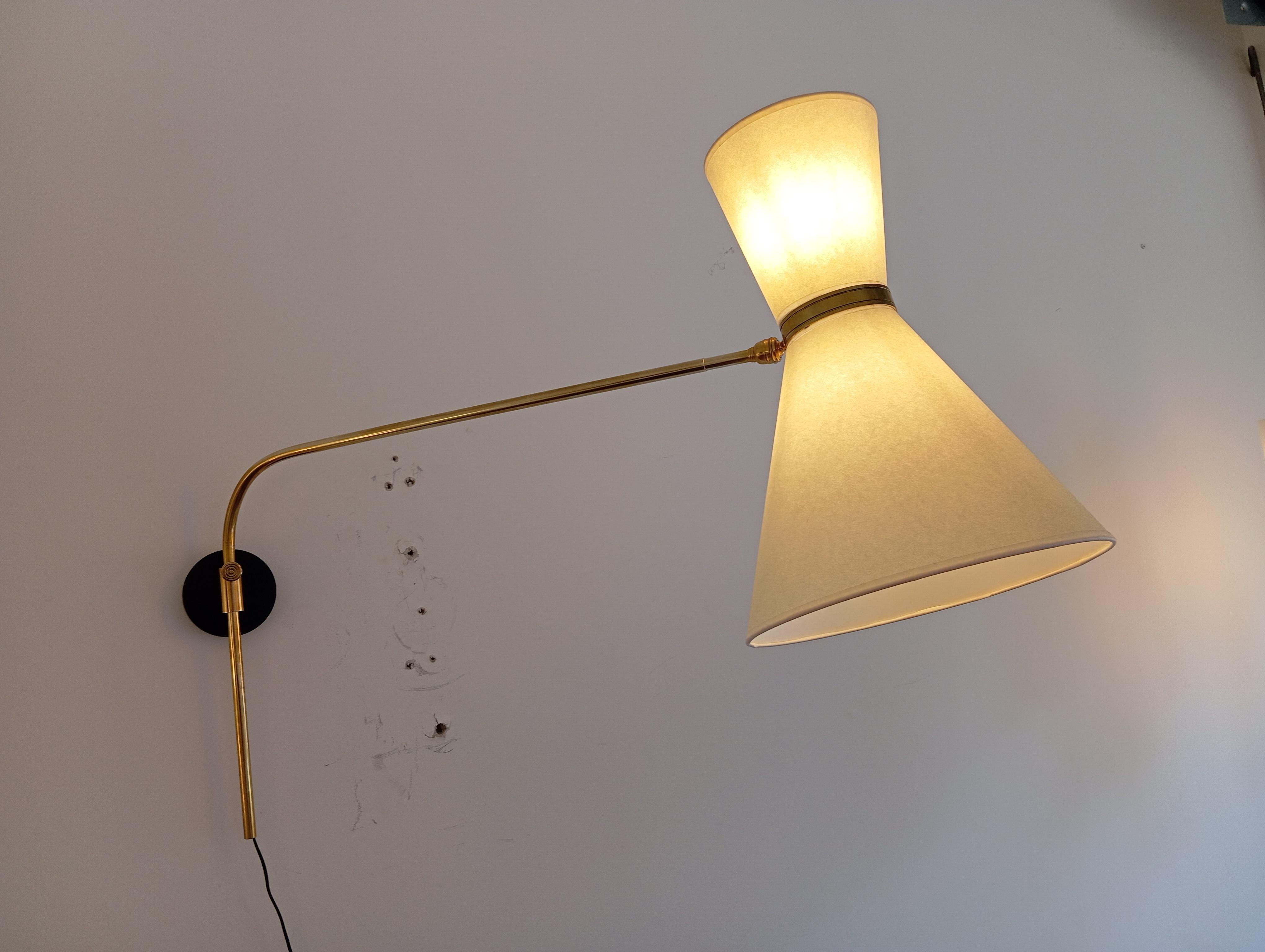 Lámpara de pared pendular Maison Lunel, hacia 1950 Moderno de mediados de siglo en venta