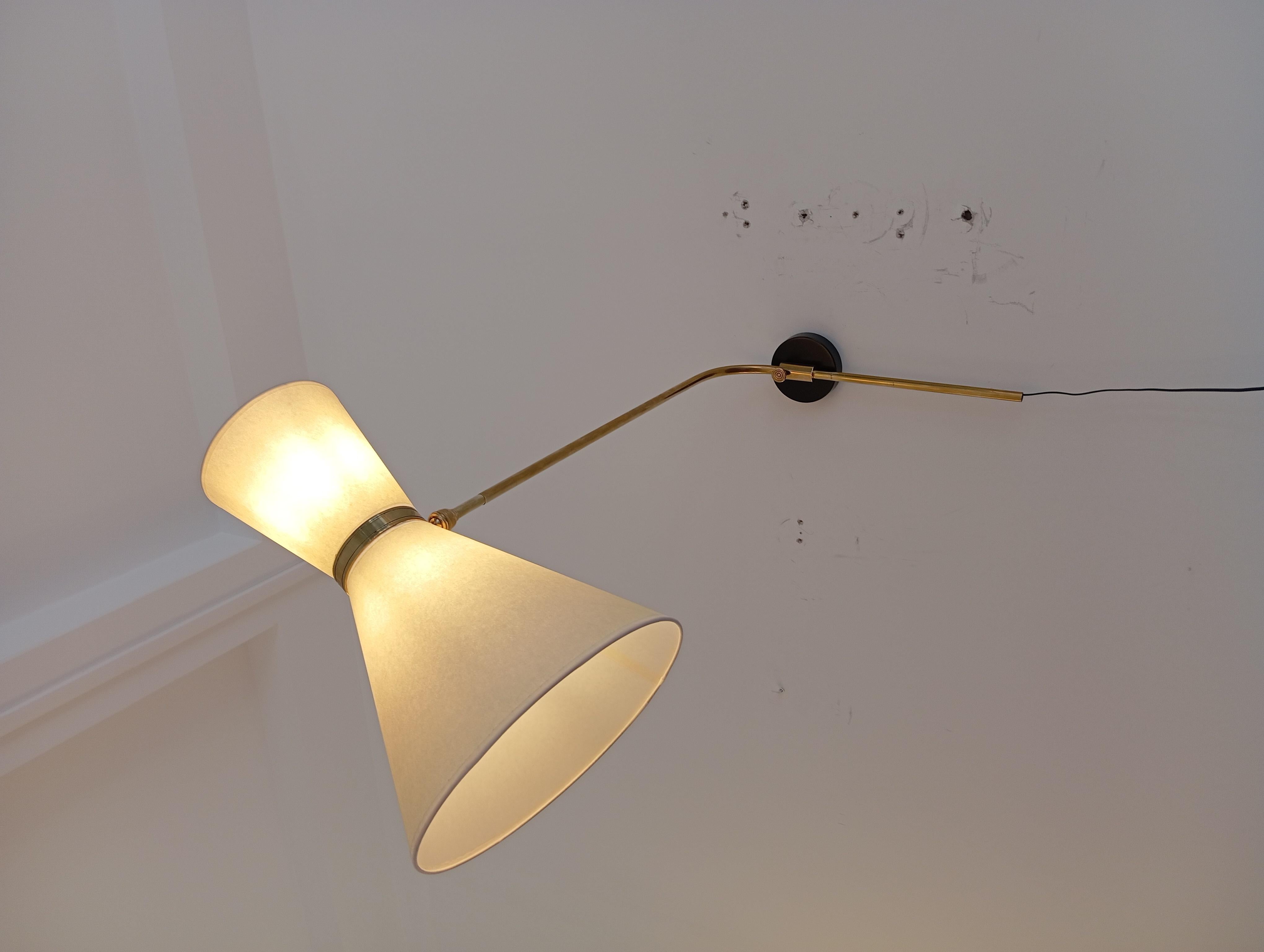 Lámpara de pared pendular Maison Lunel, hacia 1950 siglo XX en venta