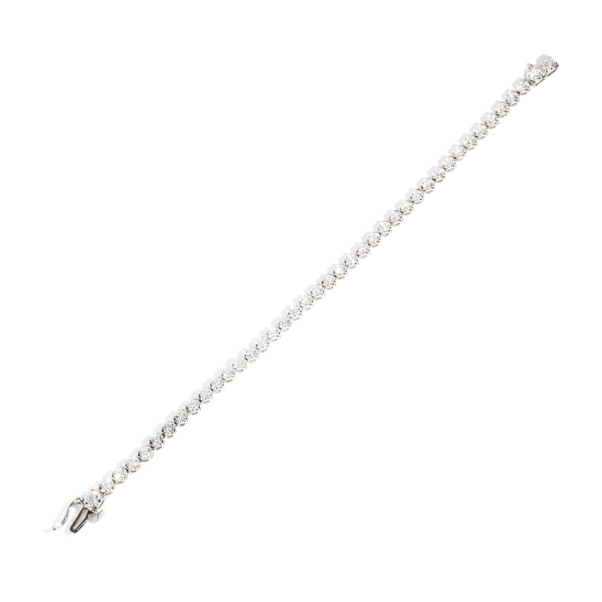 Contemporary 4.50ct Round Brilliant Diamond Tennis Bracelet 18 Carat White Gold For Sale 8
