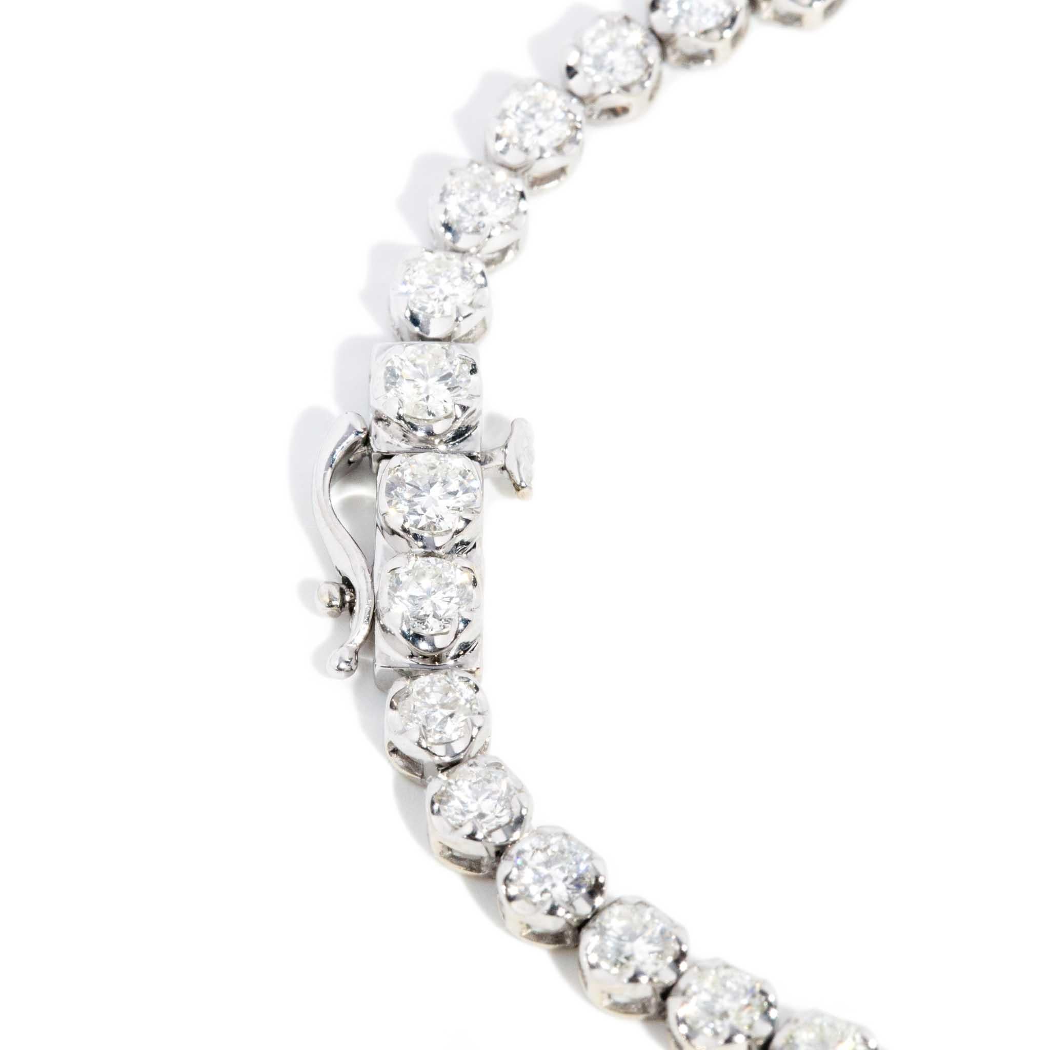 Contemporary 4.50ct Round Brilliant Diamond Tennis Bracelet 18 Carat White Gold For Sale 4