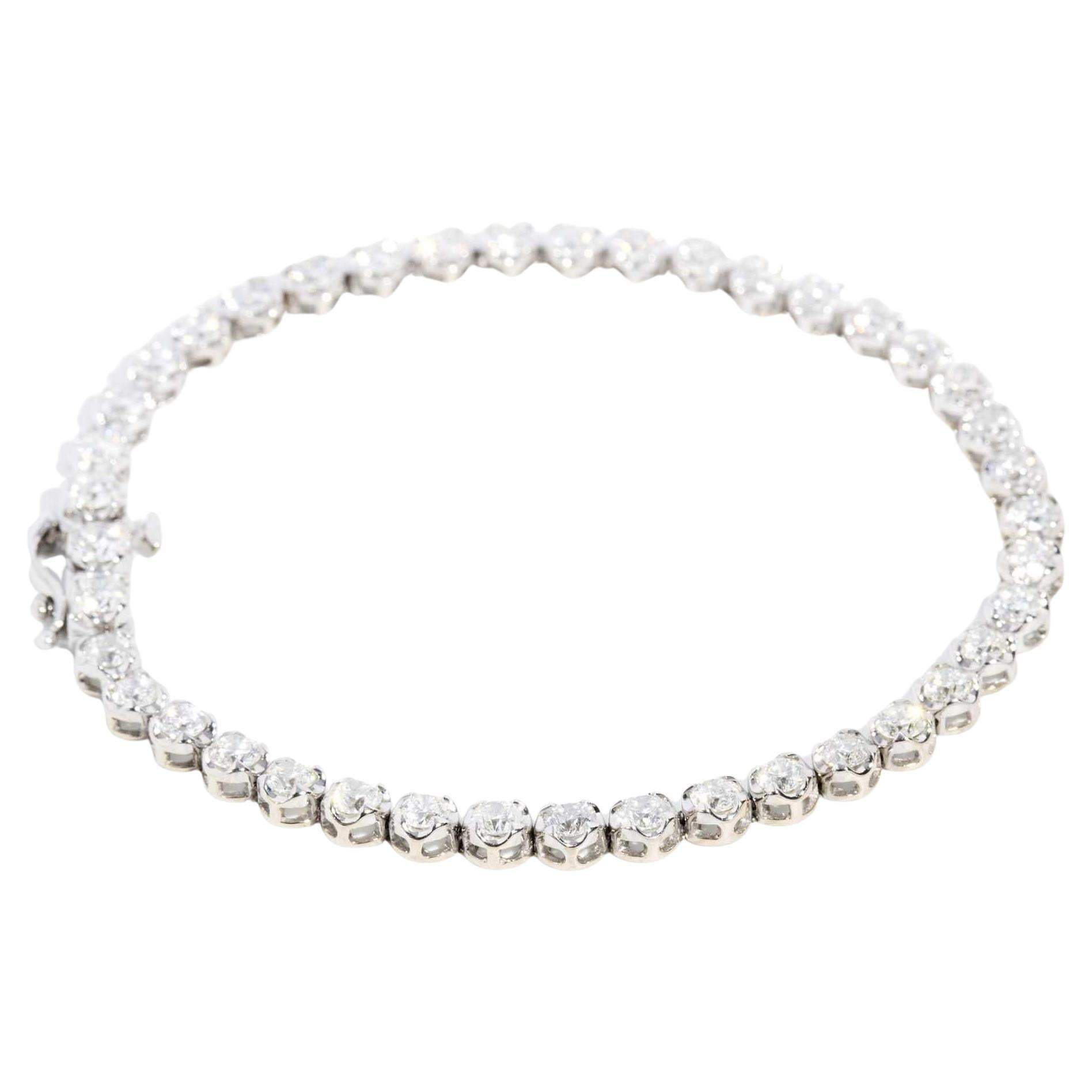 Contemporary 4.50ct Round Brilliant Diamond Tennis Bracelet 18 Carat White Gold