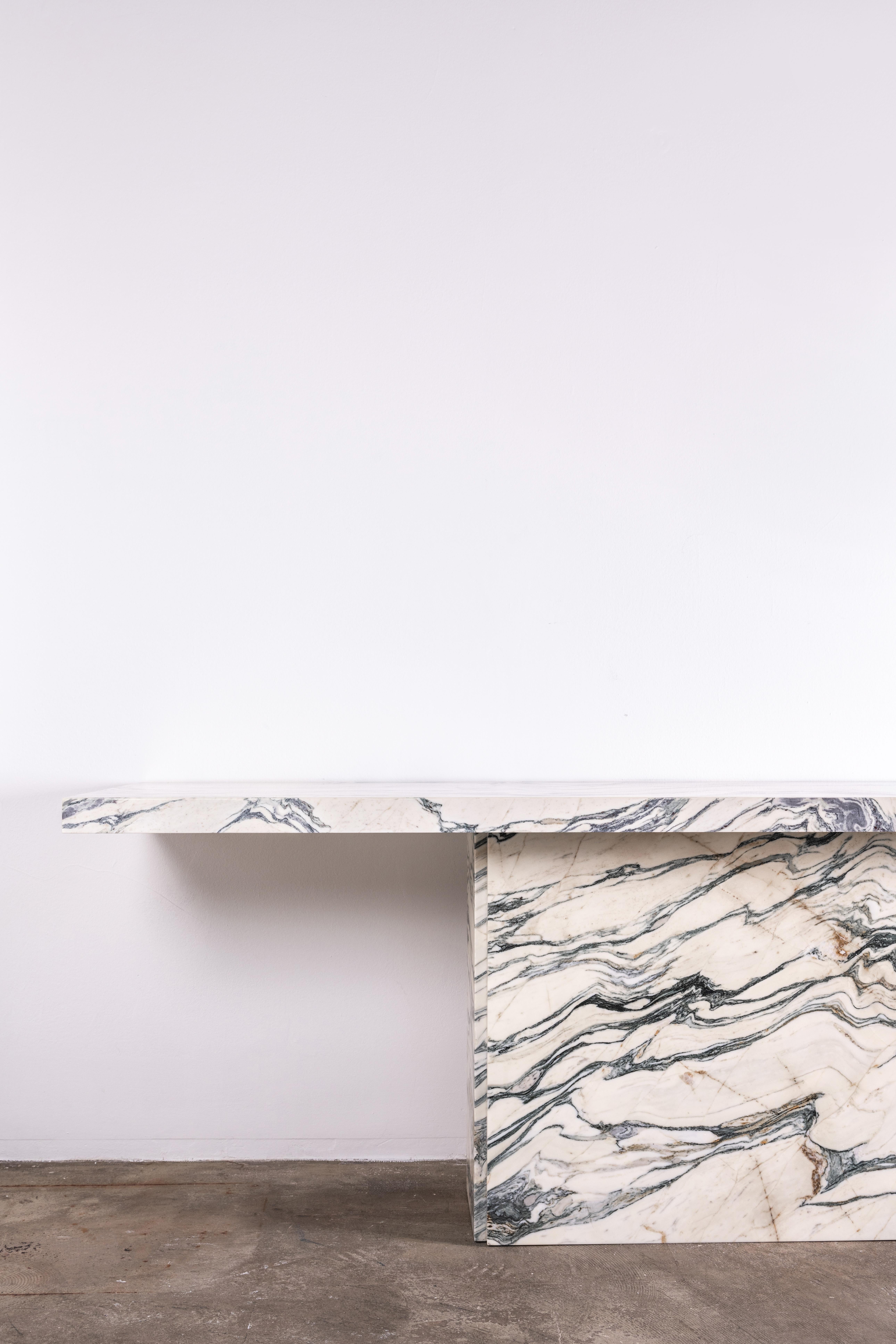 Beveled Penelope - Luxury Console in Cipollino Marble For Sale