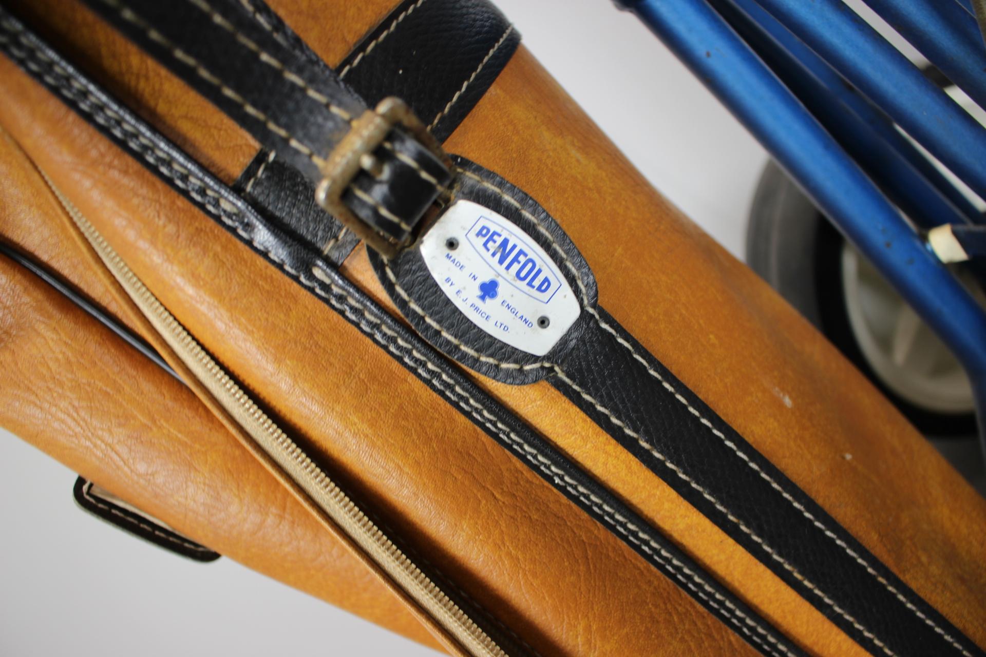 Penfold British Rolling Cart Golftasche aus den 1960er Jahren - Set aus Holzeisen und für im Angebot 11
