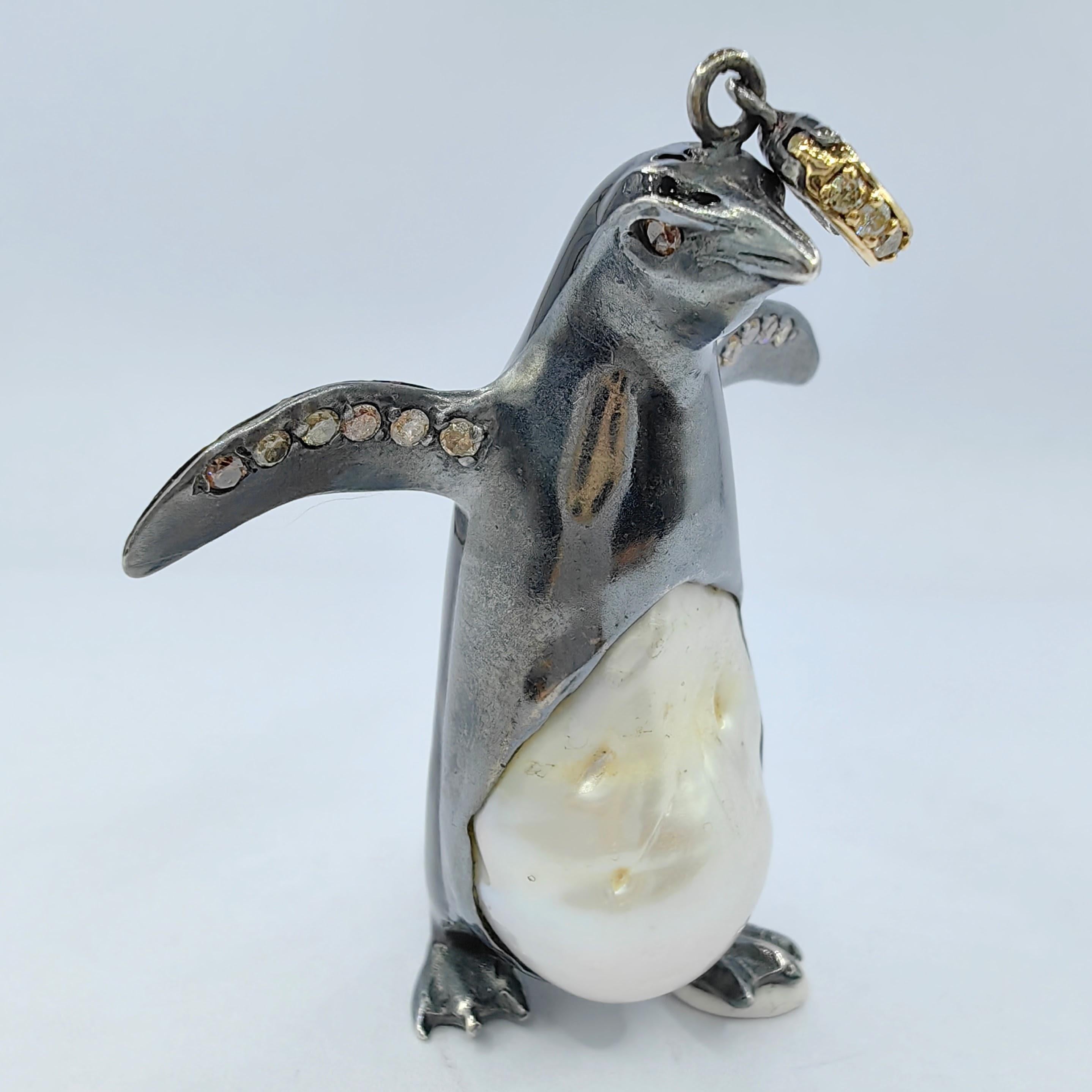 Penguin Barockperlen-Diamant-Halskette mit Anhänger aus Sterlingsilber (Zeitgenössisch)
