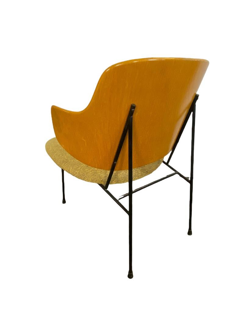 Penguin-Stuhl von Ib Kofod Larsen im Angebot 3