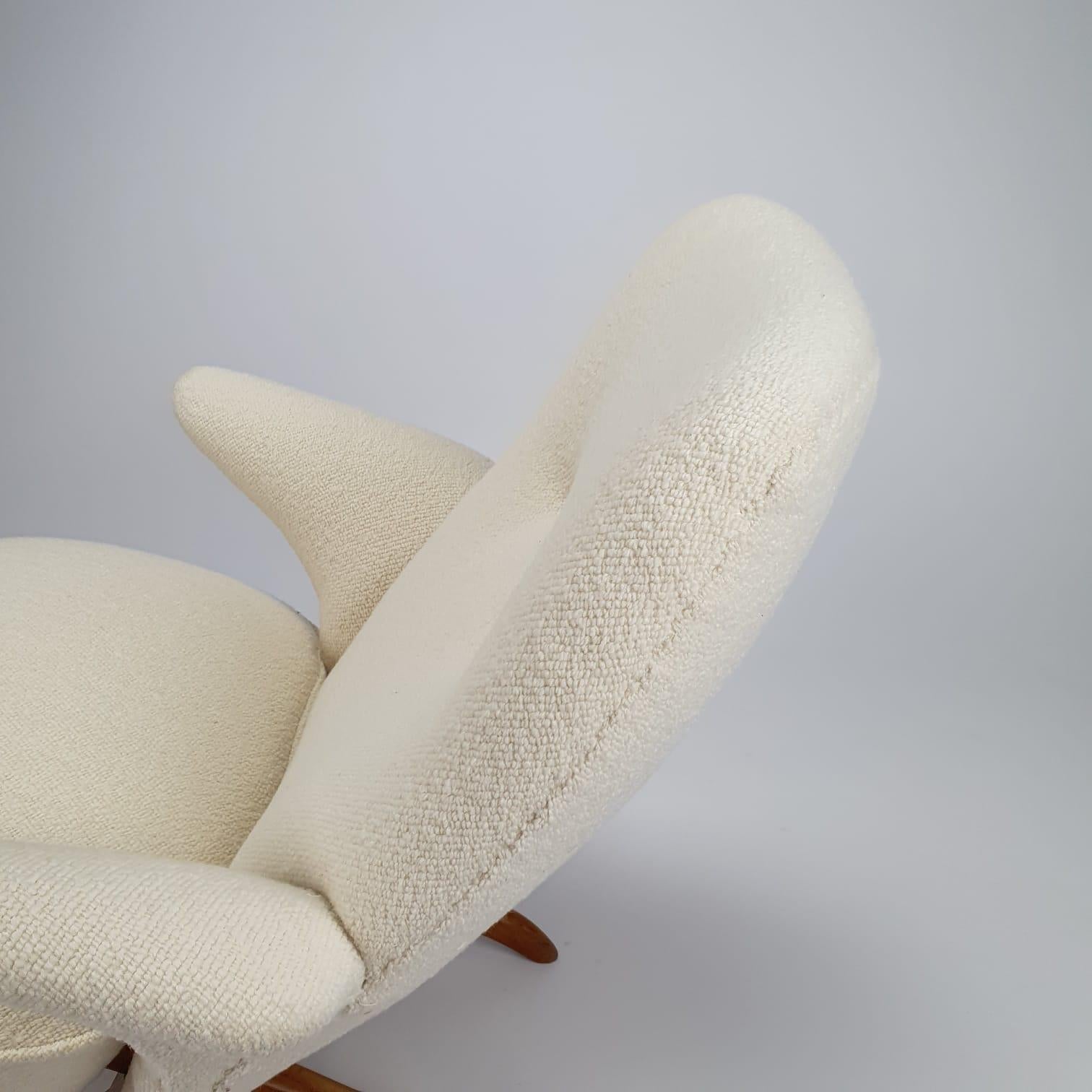 Fabric Penguin Chair by Theo Ruth for Artifort, 1950s For Sale