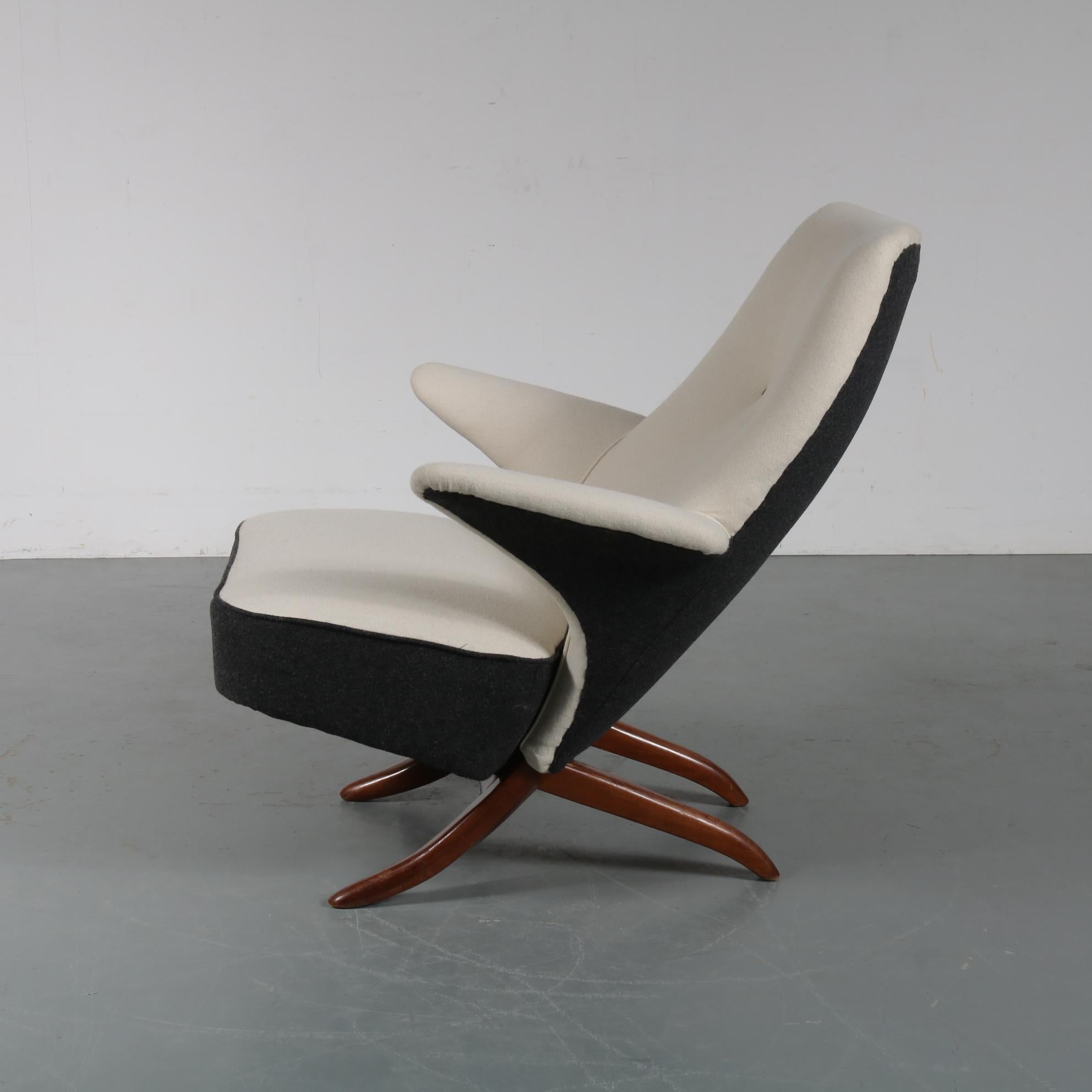 Mid-Century Modern Penguin Chair by Theo Ruth for Artifort, 1957