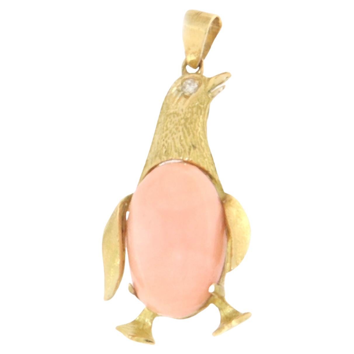 Halskette mit Anhänger, Penguin Diamant Koralle 18 Karat Gelbgold
