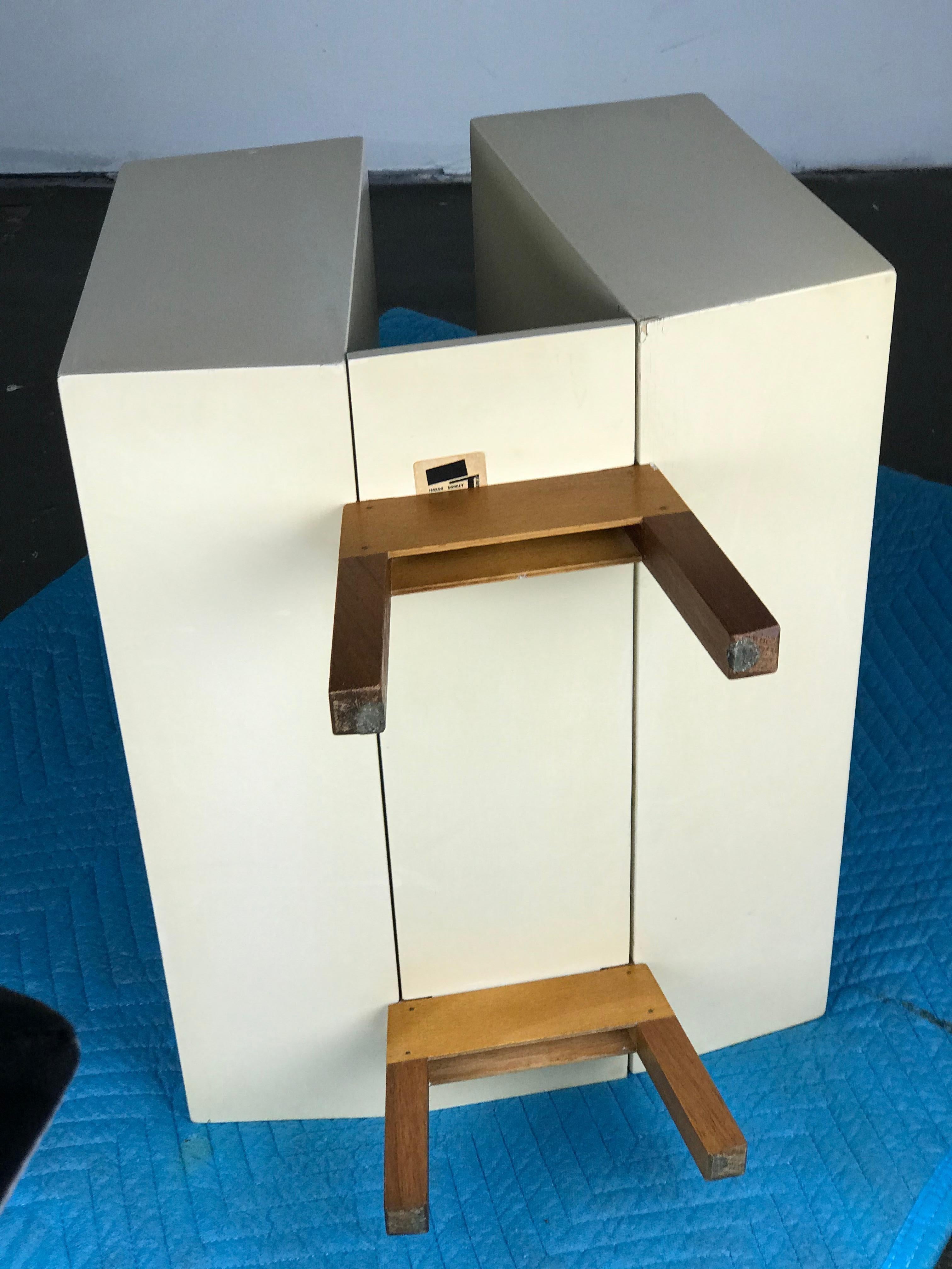 Penguin Donkey Mark II Petite Bookcase Table by Ernest Race for Isokon, 1963 1